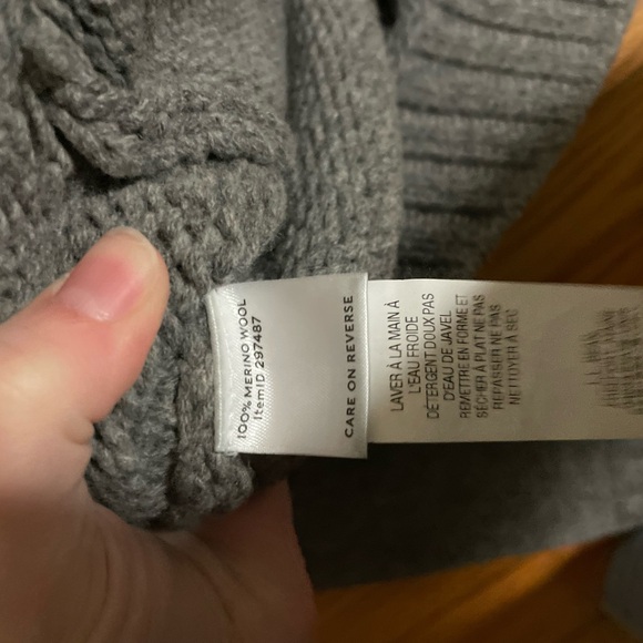 L.L. Bean Gray and Blue Cardigan Sweater - Picture 4 of 6